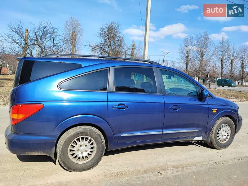 Минивэн SsangYong Rodius 2008 в Харькове