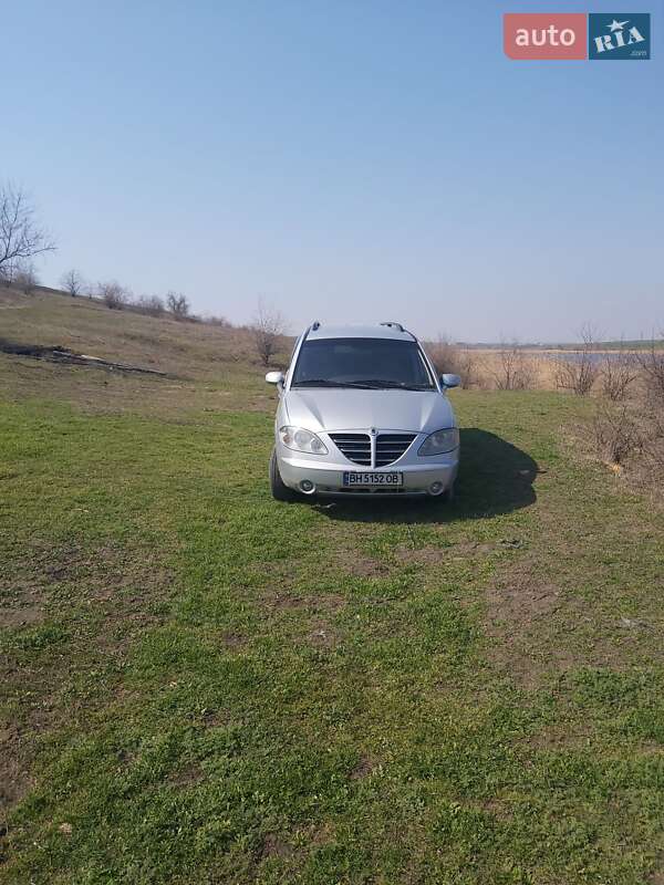Минивэн SsangYong Rodius 2006 в Одессе
