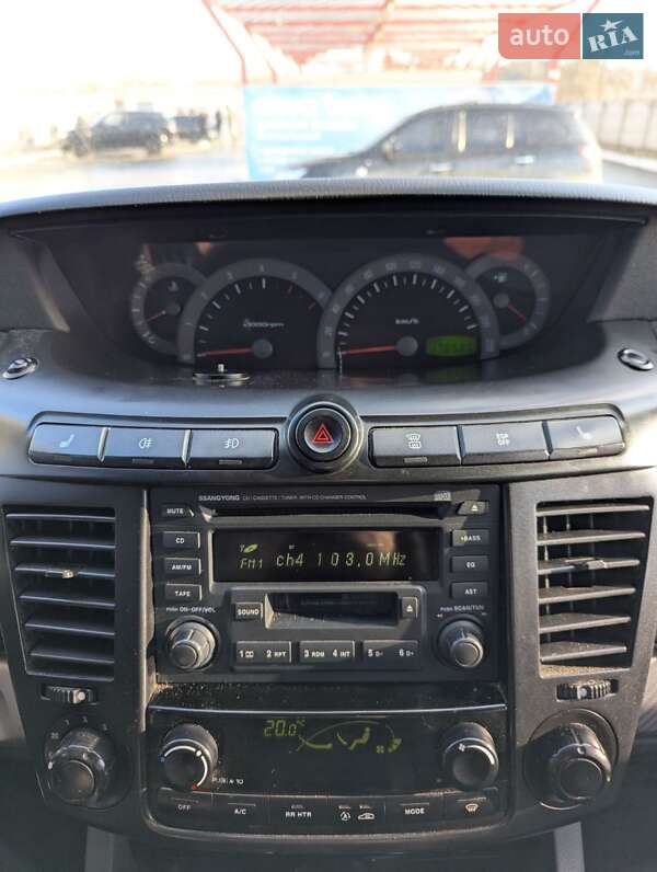 Мінівен SsangYong Rodius 2008 в Івано-Франківську
