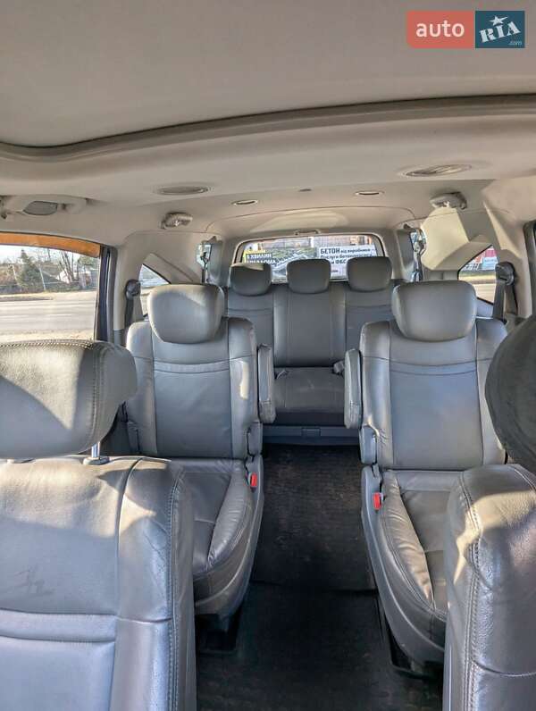 Мінівен SsangYong Rodius 2008 в Івано-Франківську