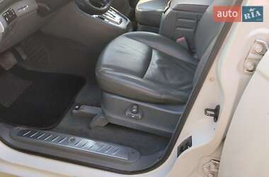 Минивэн SsangYong Rodius 2008 в 