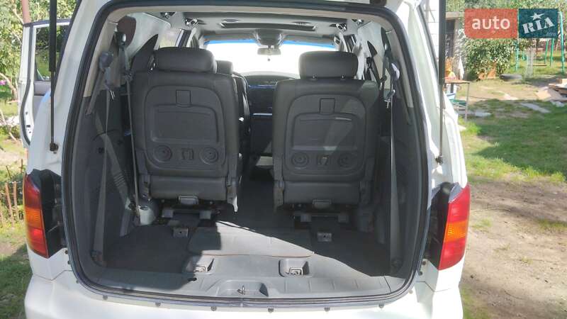 Минивэн SsangYong Rodius 2008 в Николаеве