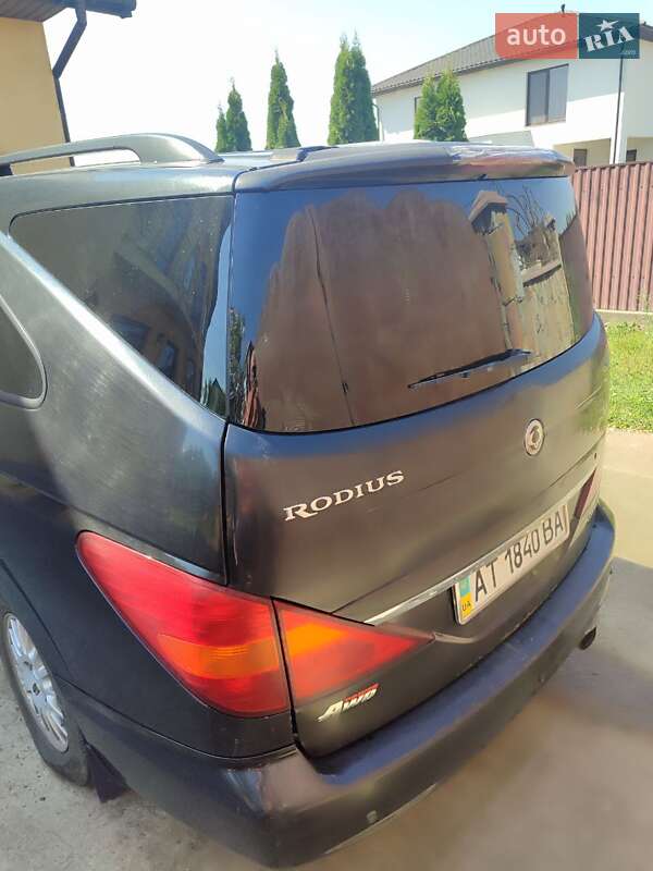 Минивэн SsangYong Rodius 2008 в Ивано-Франковске фото 3 Минивэн SsangYong Rodius 2008 в Ивано-Франковске