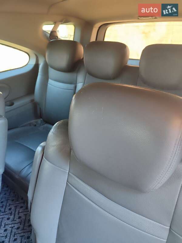 Минивэн SsangYong Rodius 2008 в Ивано-Франковске фото 6 Минивэн SsangYong Rodius 2008 в Ивано-Франковске