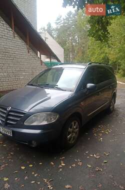 Минивэн SsangYong Rodius 2009 в 