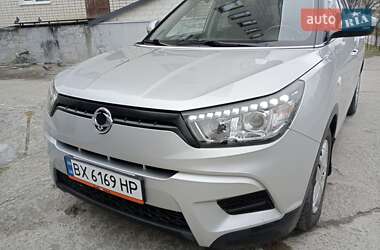 Внедорожник / Кроссовер SsangYong Tivoli 2016 в 