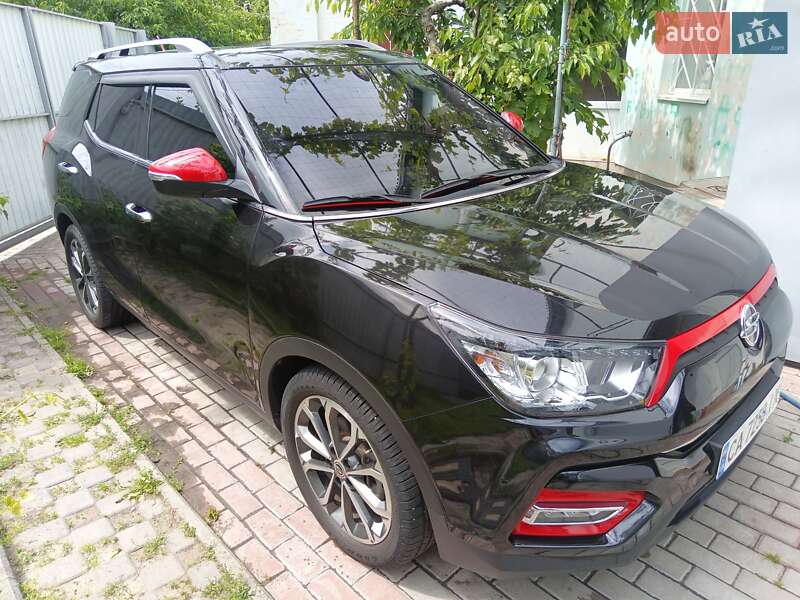 Внедорожник / Кроссовер SsangYong Tivoli 2016 в Черкассах