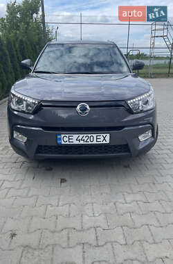 Внедорожник / Кроссовер SsangYong Tivoli 2015 в 