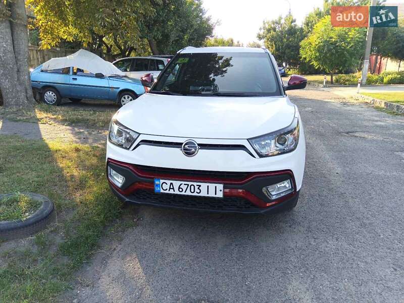 Внедорожник / Кроссовер SsangYong Tivoli 2017 в Черкассах фото 7 Внедорожник / Кроссовер SsangYong Tivoli 2017 в Черкассах
