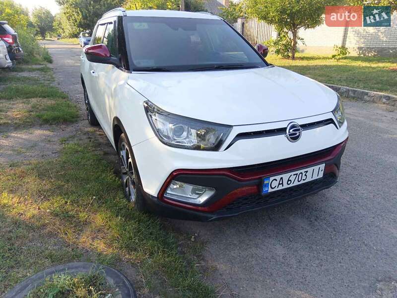 Внедорожник / Кроссовер SsangYong Tivoli 2017 в Черкассах фото 13 Внедорожник / Кроссовер SsangYong Tivoli 2017 в Черкассах