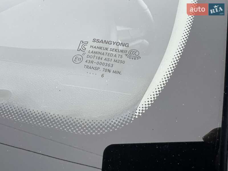 Внедорожник / Кроссовер SsangYong Tivoli 2016 в Киеве
