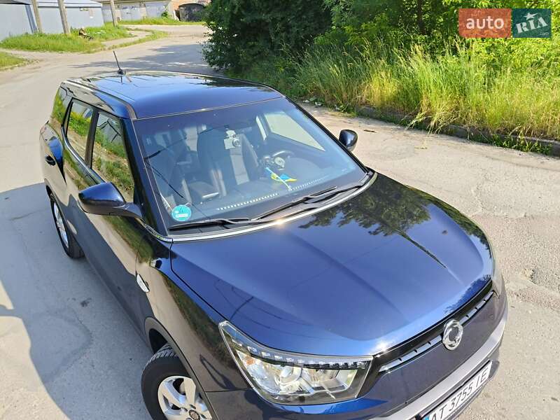 Внедорожник / Кроссовер SsangYong XLV 2016 в Ивано-Франковске