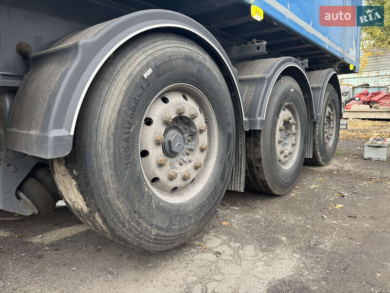 Зерновоз - напівпричіп STAS S 300CX 2014 в Кривому Розі
