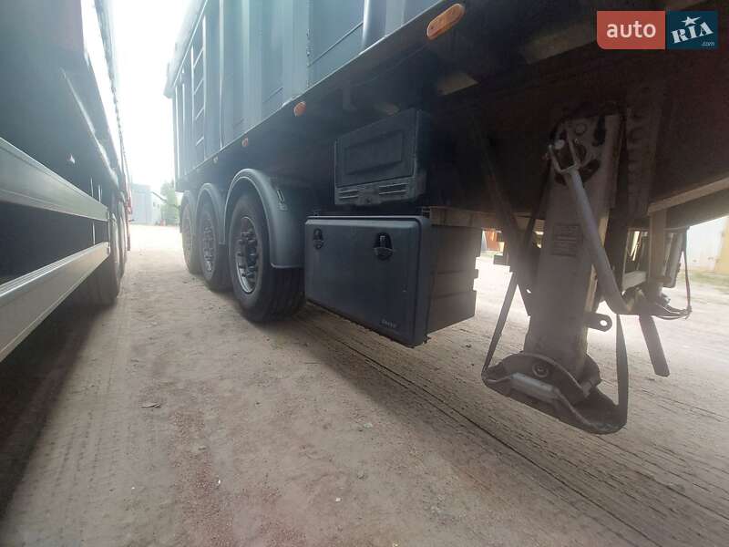 Самосвал полуприцеп STAS S339CX 2006 в Киеве