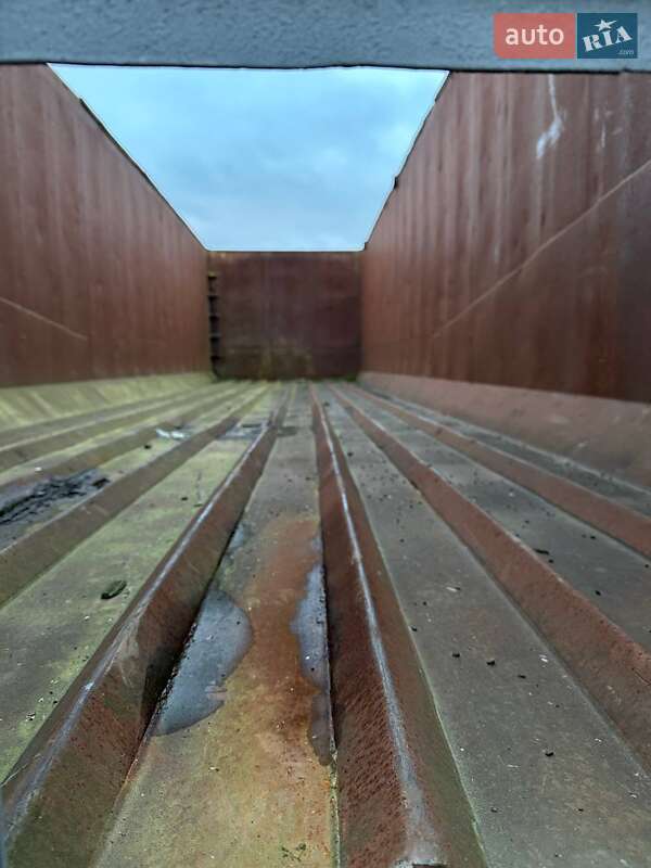 Самоскид напівпричіп STAS S34 1999 в Білій Церкві фото 24 Самоскид напівпричіп STAS S34 1999 в Білій Церкві