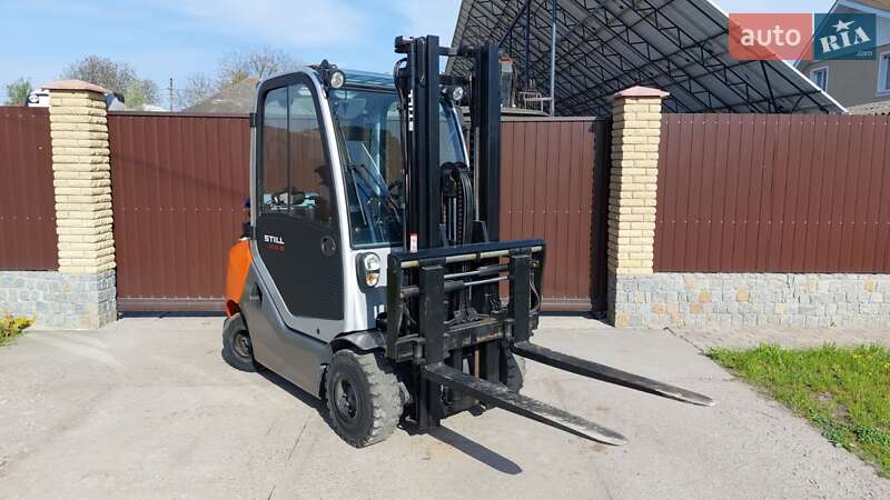 Вилочний навантажувач Still RX 70-30 2008 в Ромнах