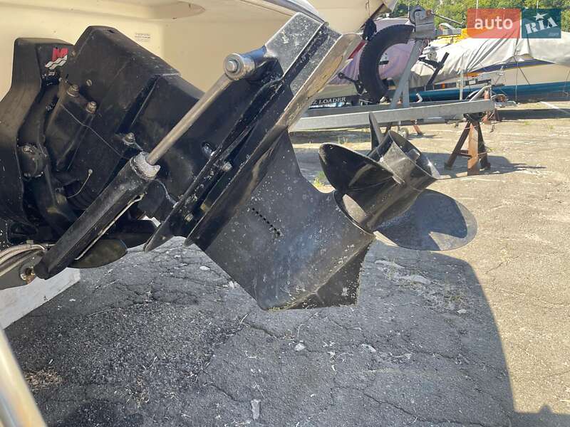 Катер Stingray 220 CS 2004 в Києві