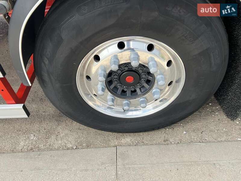 Цистерна полуприцеп Stokota 3NC38 2005 в Черновцах фото 11 Цистерна полуприцеп Stokota 3NC38 2005 в Черновцах