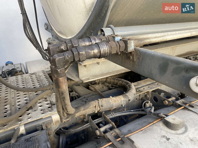 Цистерна напівпричіп Stokota 3NC38 2002 в Києві фото 7 Цистерна напівпричіп Stokota 3NC38 2002 в Києві