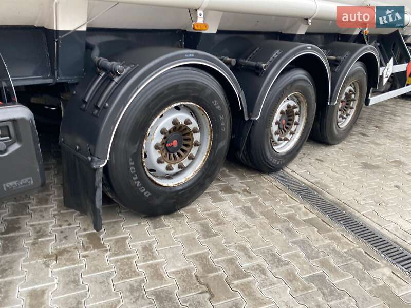 Цистерна Stokota OPL 2014 в Ровно