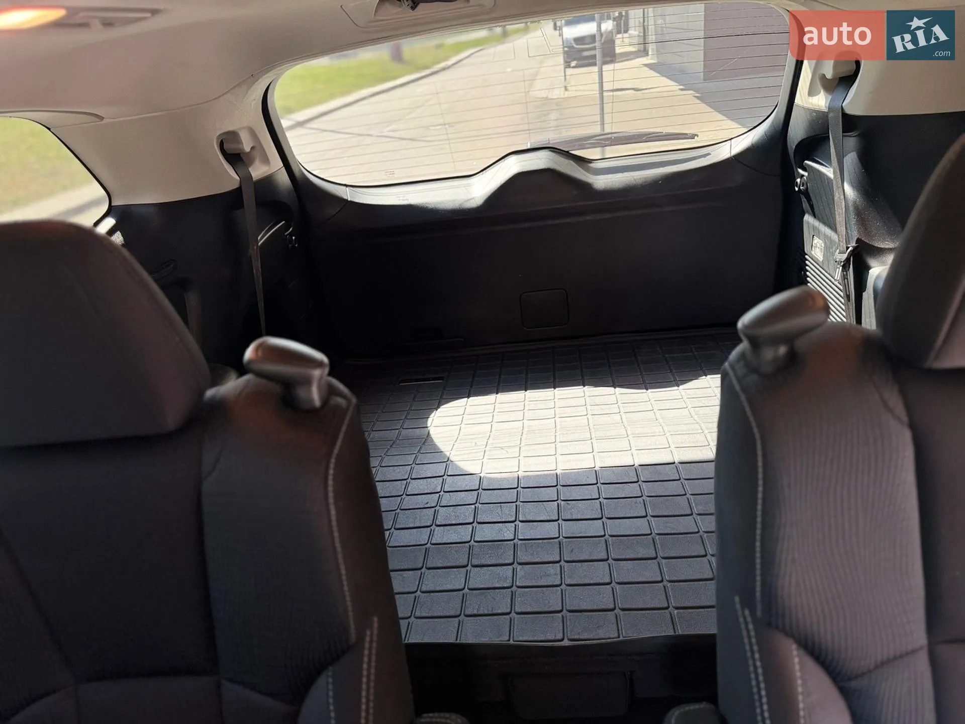 2018 Subaru Ascent - мініатюра 17