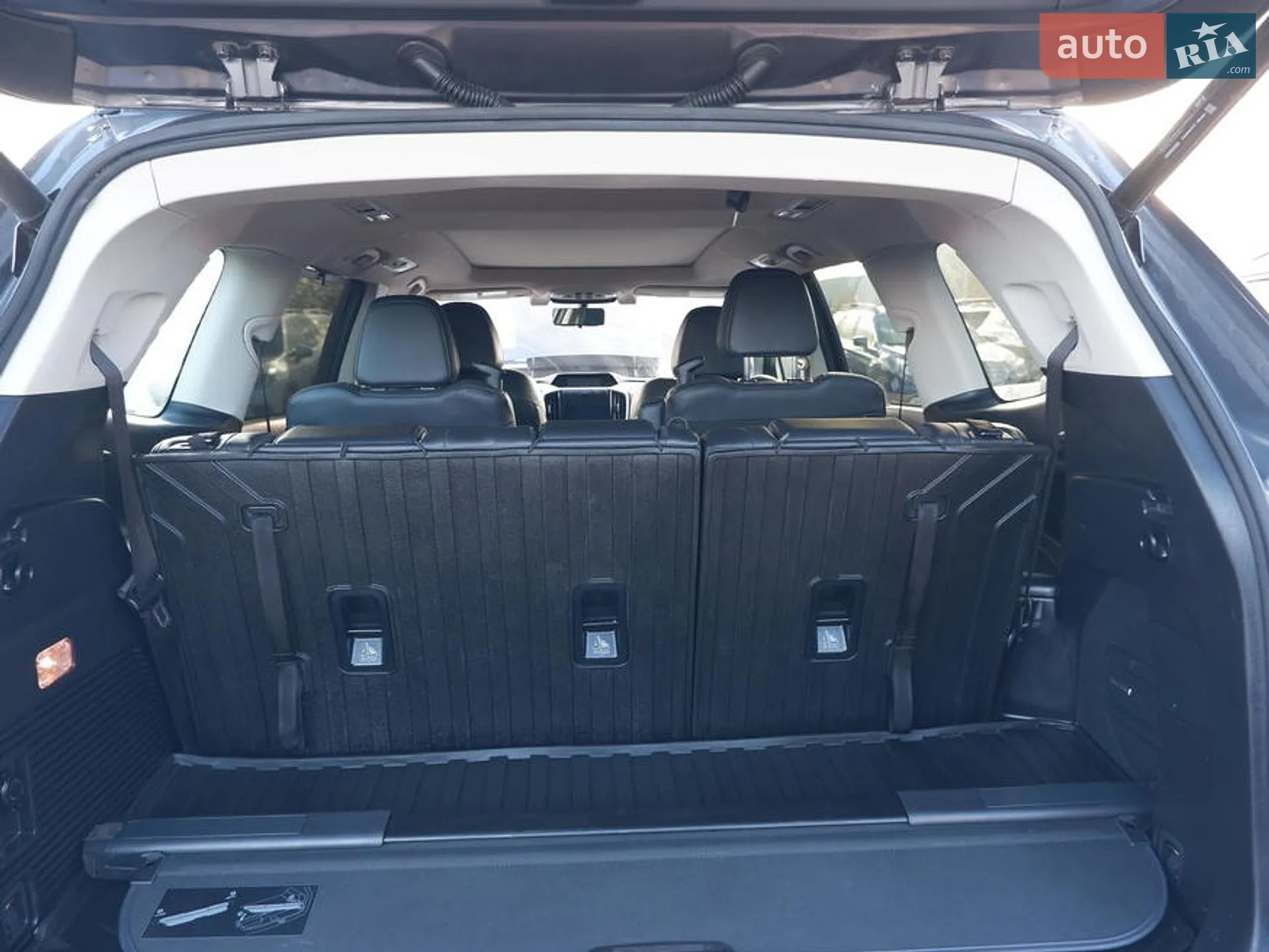 2019 Subaru Ascent - мініатюра 11