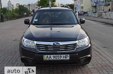 Внедорожник / Кроссовер Subaru Forester 2008 в 
