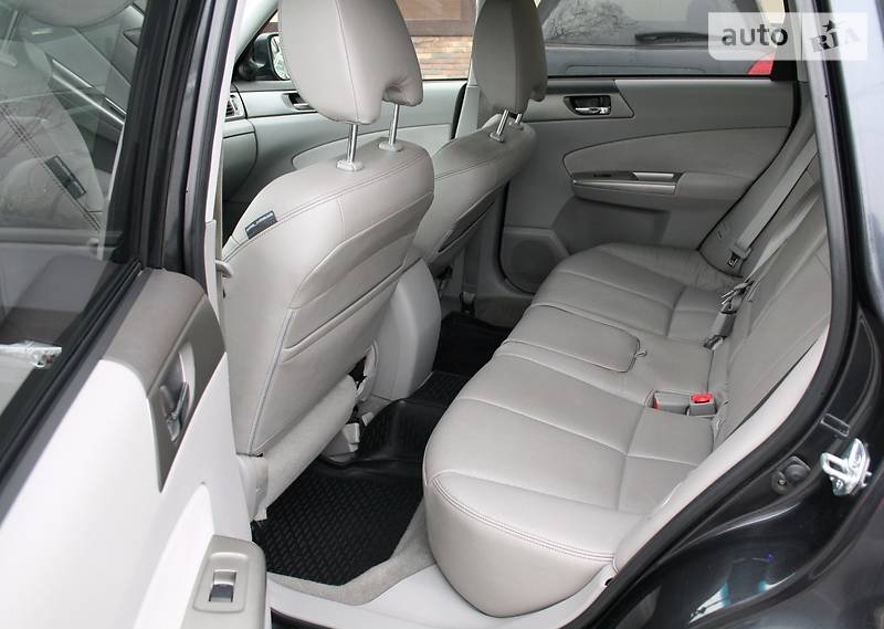Внедорожник / Кроссовер Subaru Forester 2009 в Киеве
