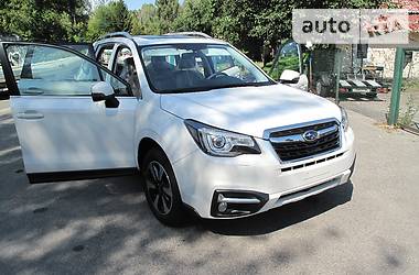 Внедорожник / Кроссовер Subaru Forester 2017 в Киеве