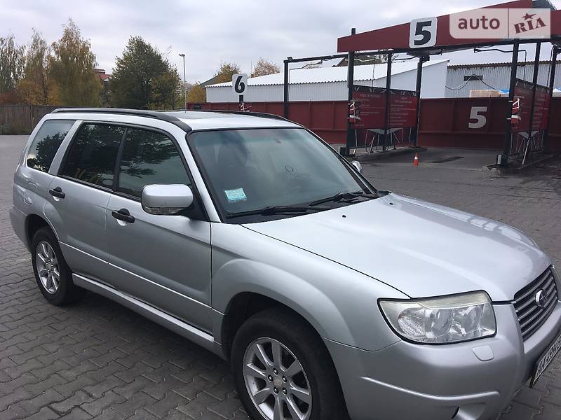 Універсал Subaru Forester 2006 в Києві