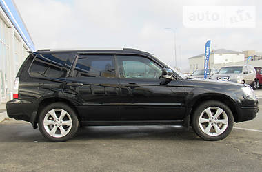 Внедорожник / Кроссовер Subaru Forester 2005 в Киеве