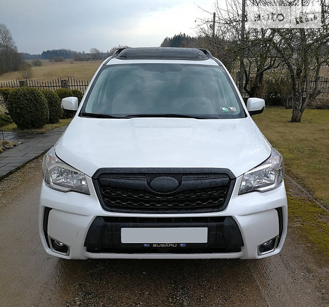 Subaru Forester 2014 года