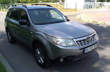 Внедорожник / Кроссовер Subaru Forester 2011 в Киеве