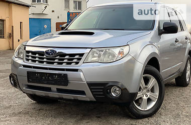 Внедорожник / Кроссовер Subaru Forester 2013 в Ровно