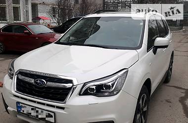 Позашляховик / Кросовер Subaru Forester 2017 в 