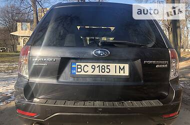 Внедорожник / Кроссовер Subaru Forester 2012 в Львове