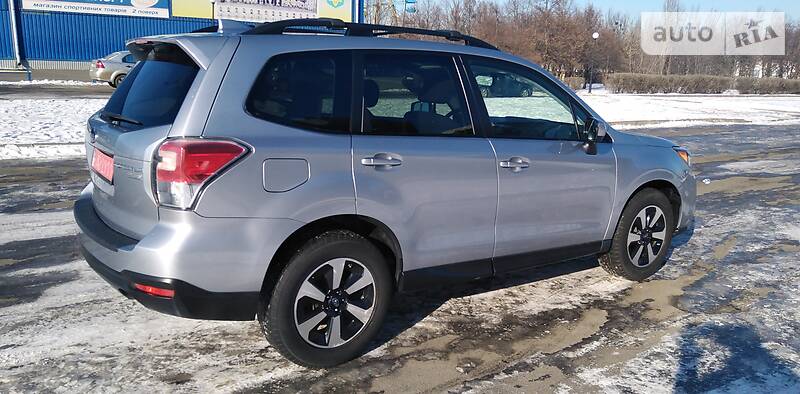 Позашляховик / Кросовер Subaru Forester 2016 в Харкові