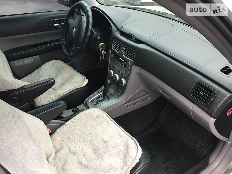 Універсал Subaru Forester 2004 в Краматорську