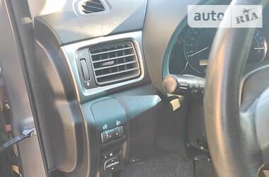 Позашляховик / Кросовер Subaru Forester 2010 в 