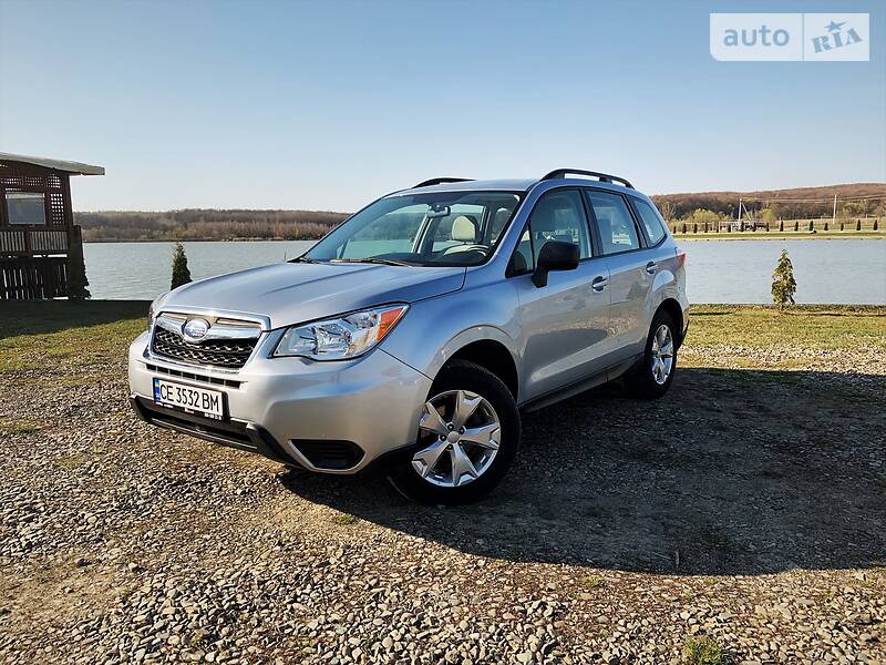 Позашляховик / Кросовер Subaru Forester 2015 в Чернівцях