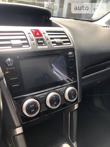 Позашляховик / Кросовер Subaru Forester 2016 в Харкові