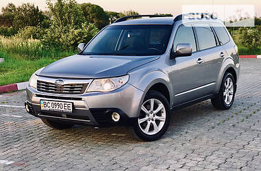 Внедорожник / Кроссовер Subaru Forester 2008 в Львове