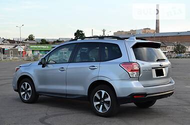 Внедорожник / Кроссовер Subaru Forester 2017 в Харькове