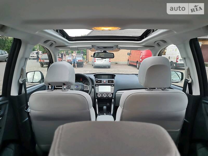 Позашляховик / Кросовер Subaru Forester 2015 в Броварах