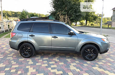 Внедорожник / Кроссовер Subaru Forester 2011 в Львове