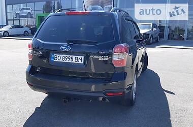 Позашляховик / Кросовер Subaru Forester 2015 в 