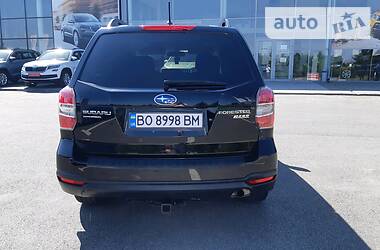 Позашляховик / Кросовер Subaru Forester 2015 в 