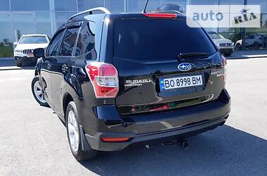 Позашляховик / Кросовер Subaru Forester 2015 в 