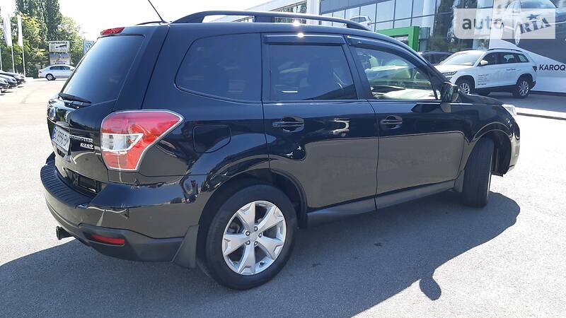 Позашляховик / Кросовер Subaru Forester 2015 в Тернополі