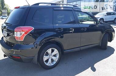 Позашляховик / Кросовер Subaru Forester 2015 в 